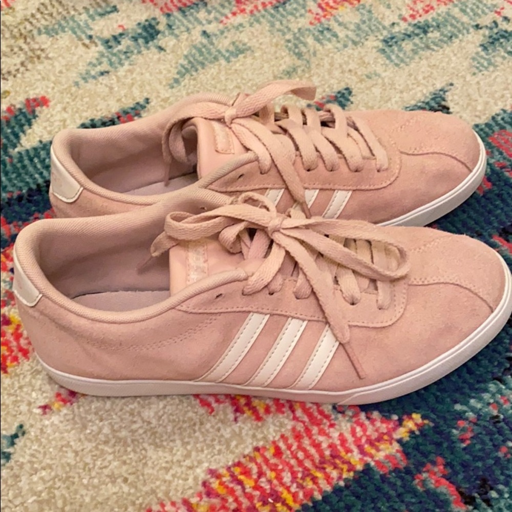 Shoes - Picture 8 of 9